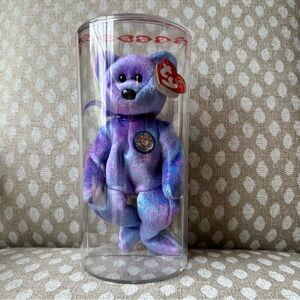 Ty Clubby IV Bear beanie baby. DOB 8/4/2001